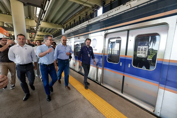Governo de Minas acompanha primeiro teste operacional do novo trecho da Linha 1 do Metrô da RMBH