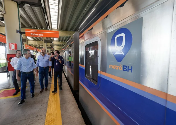 Governo de Minas acompanha primeiro teste operacional do novo trecho da Linha 1 do Metrô da RMBH