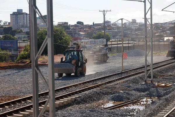 Governo de Minas acompanha primeiro teste operacional do novo trecho da Linha 1 do Metrô da RMBH