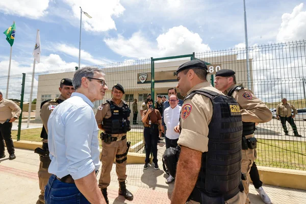 Governo de Minas acompanha entregas da Saúde e Segurança no Centro-Oeste do estado