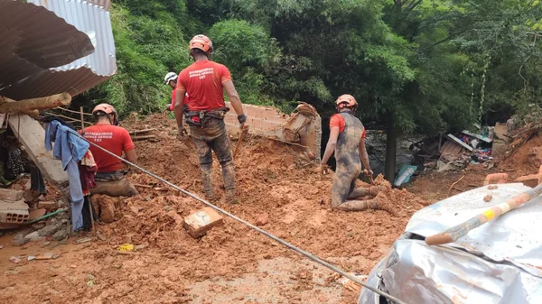 Corpo de Bombeiros Militar promove mais de 1,2 mil ações preventivas para o período chuvoso
