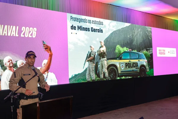Comandante geral da Policia Militar de Minas Gerais, coronel Carlos Frederico Otoni Garcia
