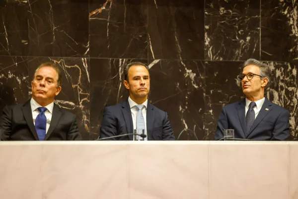 Governador destacou adesão ao Propag e avanços na saúde e educação na abertura do ano legislativo da ALMG