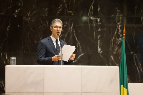 Governador destacou adesão ao Propag e avanços na saúde e educação na abertura do ano legislativo da ALMG