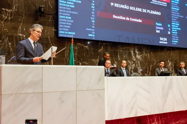 Governador destacou adesão ao Propag e avanços na saúde e educação na abertura do ano legislativo da ALMG