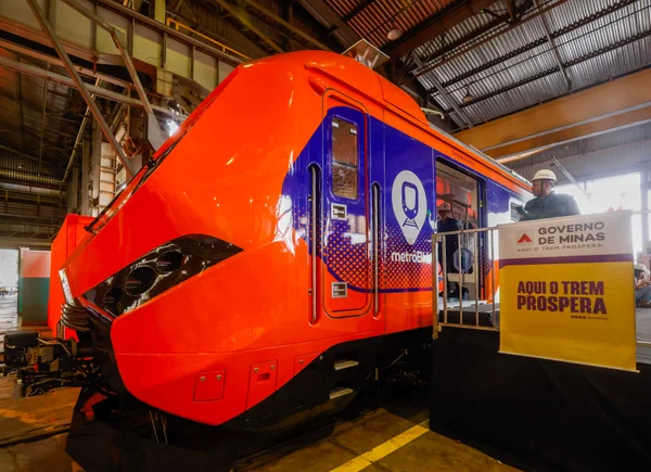Governo de Minas apresenta primeiro dos novos trens do Metrô da Região Metropolitana de Belo Horizonte