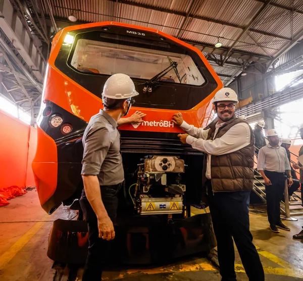 Governo de Minas apresenta primeiro dos novos trens do Metrô da Região Metropolitana de Belo Horizonte