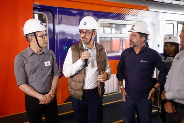 Governo de Minas apresenta primeiro dos novos trens do Metrô da Região Metropolitana de Belo Horizonte
