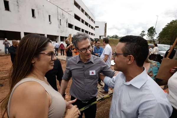 Governo de Minas vistoria obras do Hospital Regional de Conselheiro Lafaiete