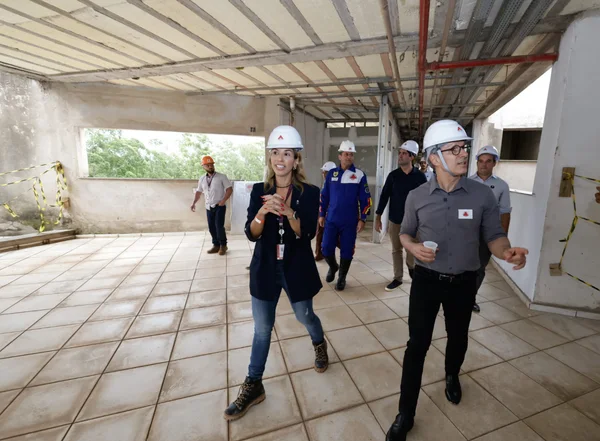 Governo de Minas vistoria obras do Hospital Regional de Conselheiro Lafaiete