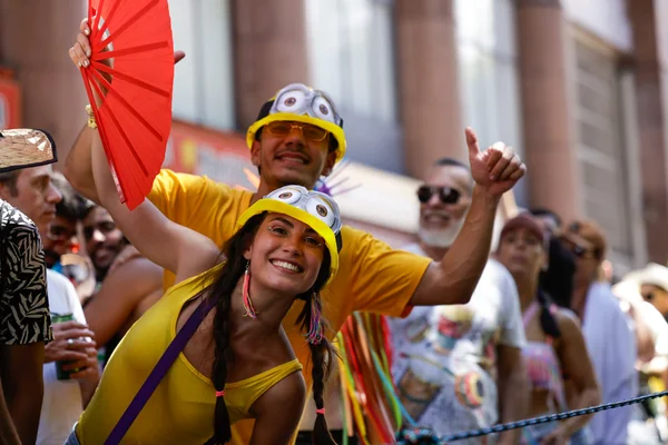  Carnaval da Liberdade lota avenidas sonorizadas em BH e deve injetar R$ 5,7 bilhões na economia