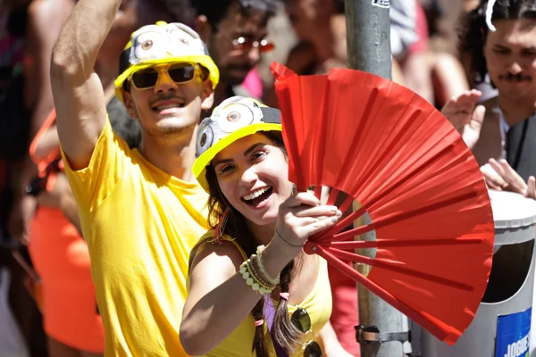  Carnaval da Liberdade lota avenidas sonorizadas em BH e deve injetar R$ 5,7 bilhões na economia