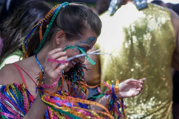  Carnaval da Liberdade lota avenidas sonorizadas em BH e deve injetar R$ 5,7 bilhões na economia
