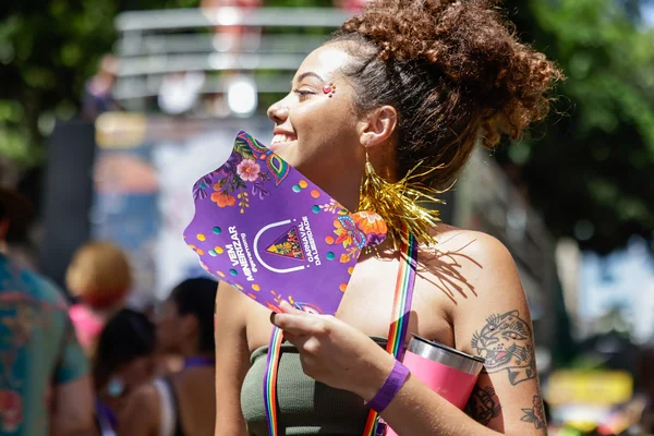  Carnaval da Liberdade lota avenidas sonorizadas em BH e deve injetar R$ 5,7 bilhões na economia