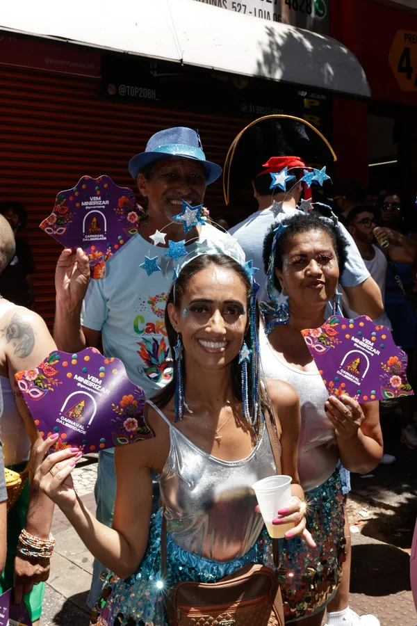  Carnaval da Liberdade lota avenidas sonorizadas em BH e deve injetar R$ 5,7 bilhões na economia