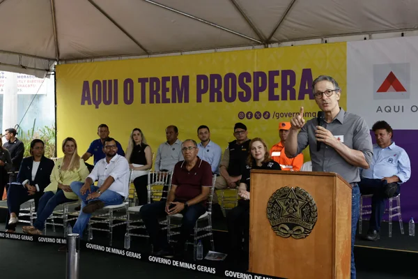 Governo de Minas inaugura nova UBS em Paracatu