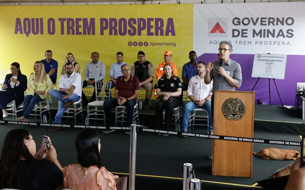 Governo de Minas inaugura nova UBS em Paracatu