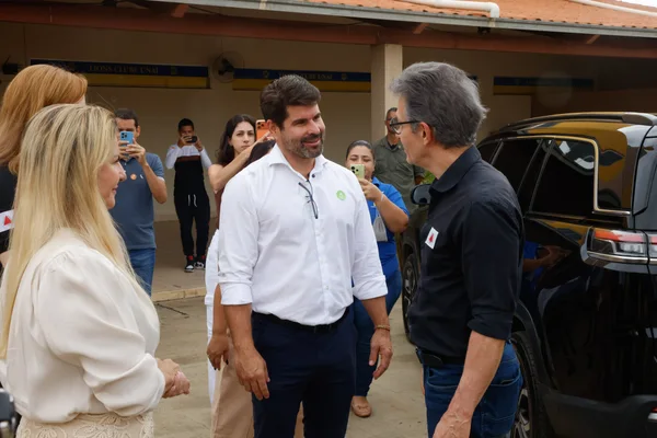Governo de Minas realiza entrega administrativa de novas armas para delegacias do Noroeste do estado