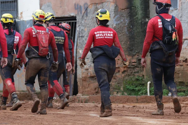 Força-tarefa do Governo de Minas amplia serviços de cidadania à população afetada pelas chuvas na Zona da Mata