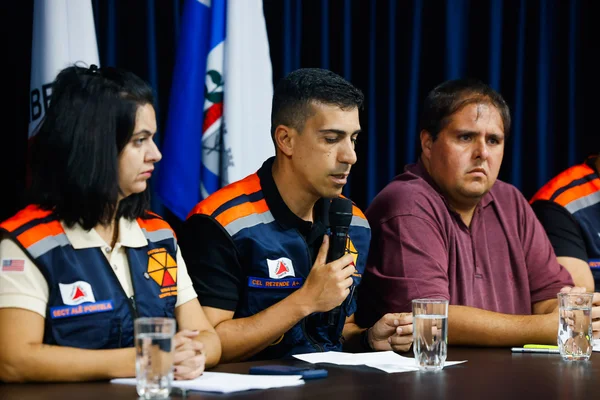 Governo de Minas anuncia hospital de campanha e reconstrução de pontes em Ubá