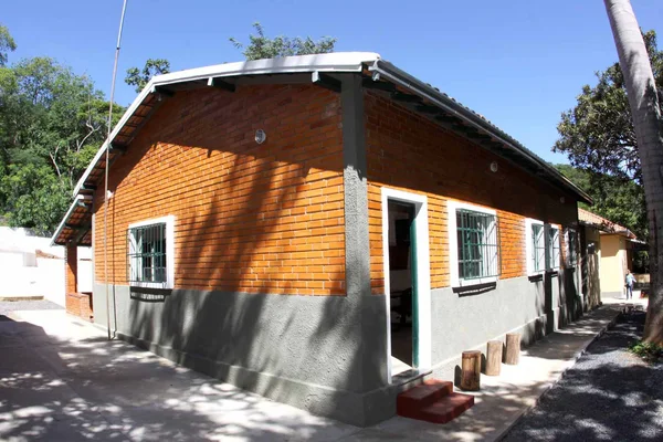 A sede administrativa possui centro para recepção ao visitante