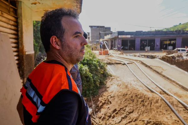 Governo de Minas anuncia hospital de campanha e reconstrução de pontes em Ubá