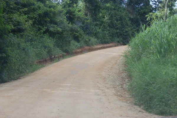 Governo de Minas anuncia R$ 100 milhões para infraestrutura rodoviária no Vale do Jequitinhonha