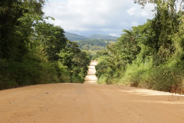 Governo de Minas anuncia R$ 100 milhões para infraestrutura rodoviária no Vale do Jequitinhonha
