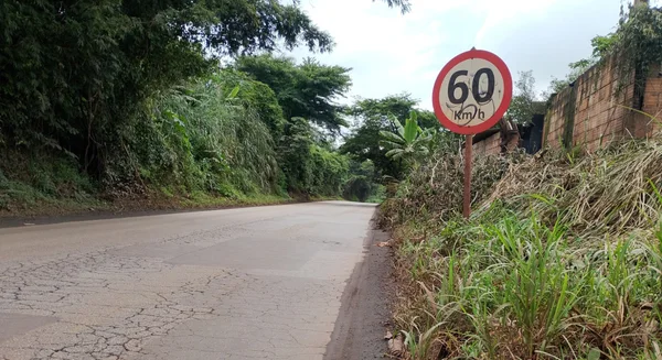 Governo de Minas lança edital para obra de duplicação da estrada que liga Brumadinho à BR-381