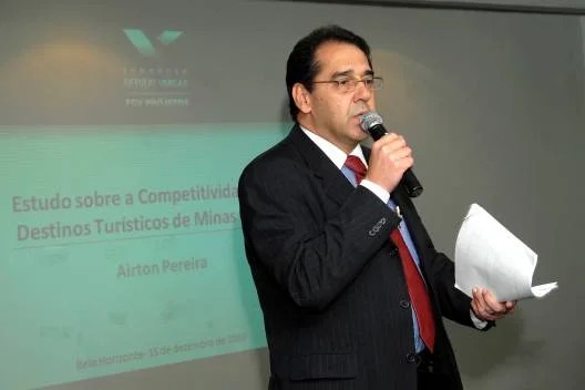 Coordenador de Projetos do Núcleo de Turismo da FGV, Airton Pereira