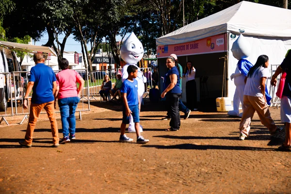 Governo de Minas inicia Praça de Serviços com atendimento direto à população em Uberlândia