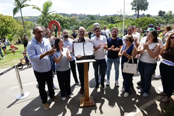 Governo de Minas transfere capital para Ipatinga e anuncia investimentos em mobilidade urbana para o Vale do Aço