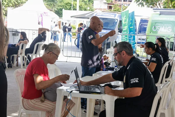 Praça de Serviços do Governo de Minas chega ao Vale do Aço com diversos atendimentos à população em Ipatinga