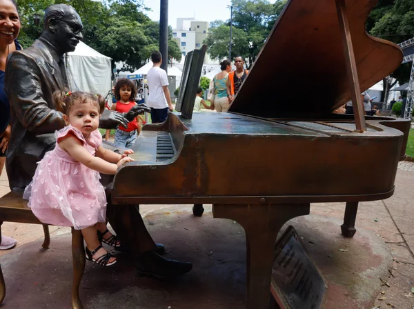 Ubá é a terceira cidade mineira a receber a Praça de Serviços – Governo Presente no estado
