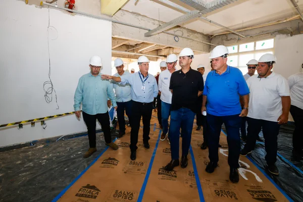 Governo de Minas vistoria obras do ambulatório de quimioterápicos da Casa de Saúde Padre Damião, em Ubá