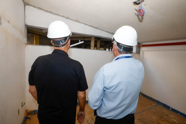 Governo de Minas vistoria obras do ambulatório de quimioterápicos da Casa de Saúde Padre Damião, em Ubá