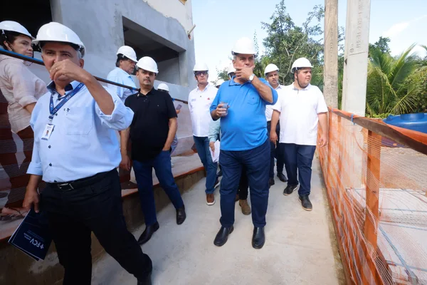 Governo de Minas vistoria obras do ambulatório de quimioterápicos da Casa de Saúde Padre Damião, em Ubá