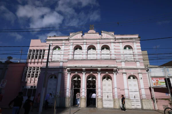 Governo de Minas transfere capital para Pouso Alegre e anuncia dois novos Colégios Tiradentes para o Sul do estado