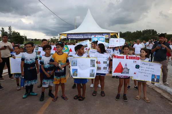 Governo de Minas vistoria entregas para a saúde e educação em São Sebastião da Bela Vista