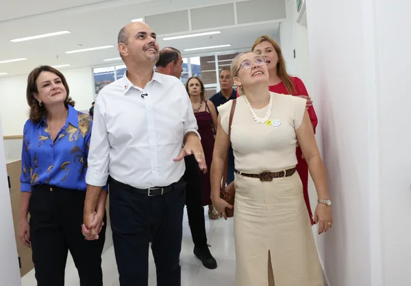 Governo de Minas vistoria entregas para a saúde e educação em São Sebastião da Bela Vista