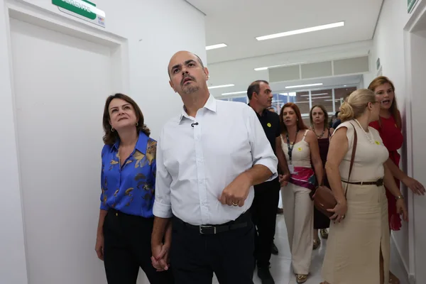 Governo de Minas vistoria entregas para a saúde e educação em São Sebastião da Bela Vista