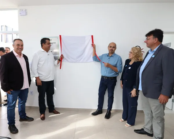 Governo de Minas inaugura UBS em Poços de Caldas e anuncia investimento de R$ 3,9 milhões para Hospital do Câncer