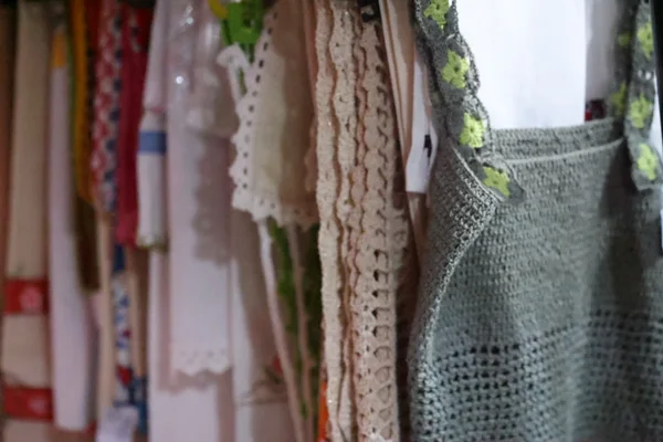 Governo de Minas entrega máquinas de costura para o Programa Trajeto Moda em Poços de Caldas