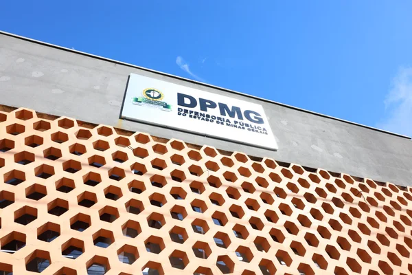 Governador empossa nova defensora pública-geral de Minas Gerais