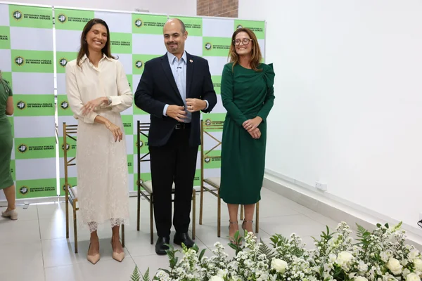 Governador empossa nova defensora pública-geral de Minas Gerais
