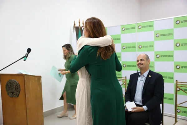 Governador empossa nova defensora pública-geral de Minas Gerais