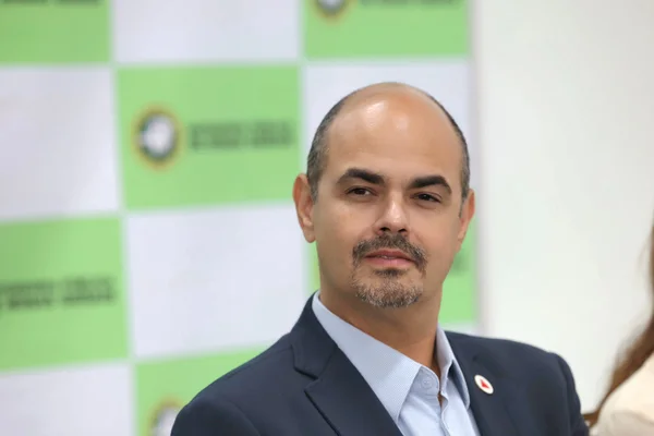 Governador empossa nova defensora pública-geral de Minas Gerais
