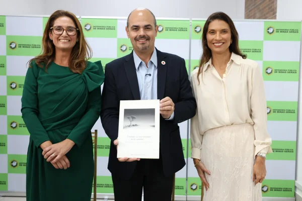 Governador empossa nova defensora pública-geral de Minas Gerais