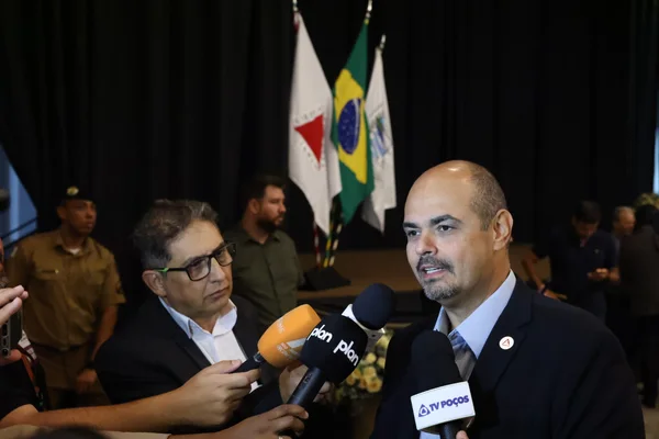 Governo de Minas acompanha passagem de comando da 18ª Região da Polícia Militar