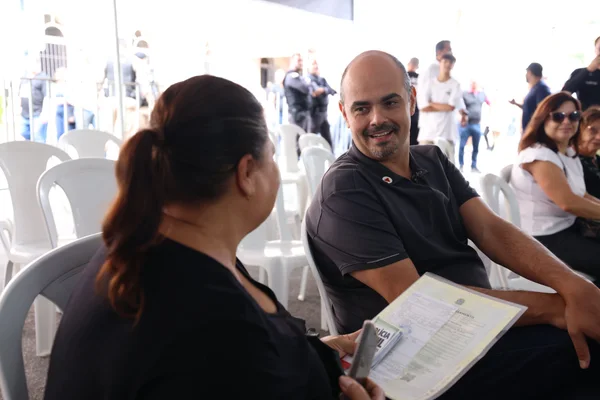 Governo de Minas participa da Praça de Serviços em Poços de Caldas e anuncia R$ 400 milhões para rodovias da região